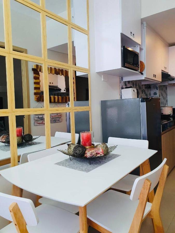 2 Bedroom Condo Vine Residences Quezon City With Pool Wifi Karaoke Board Games Netflix Eksteriør billede