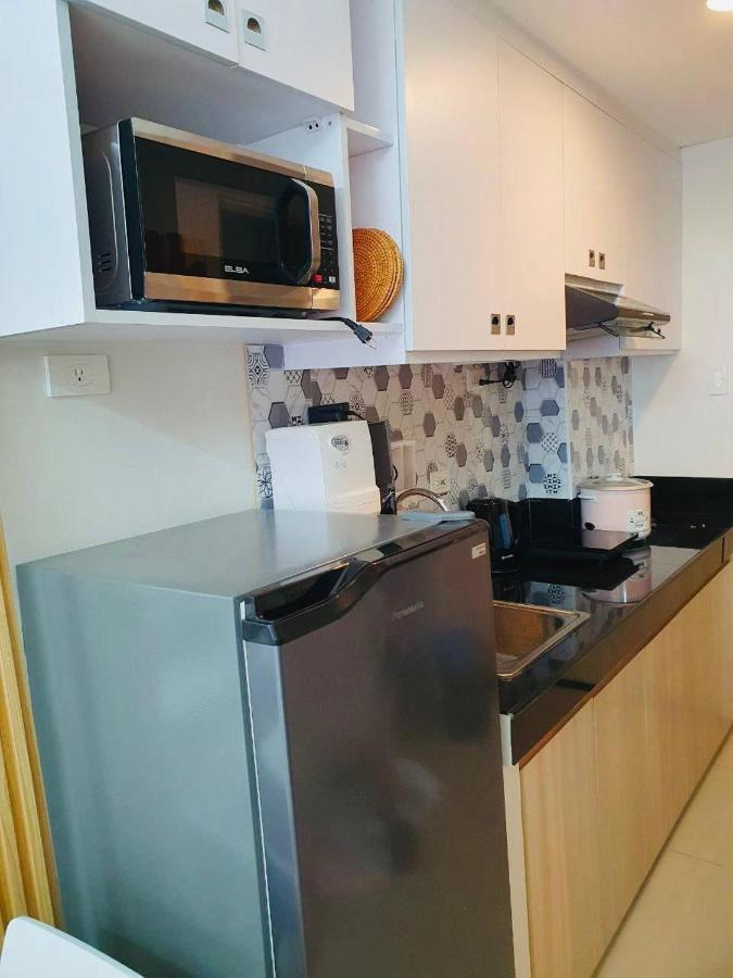 2 Bedroom Condo Vine Residences Quezon City With Pool Wifi Karaoke Board Games Netflix Eksteriør billede