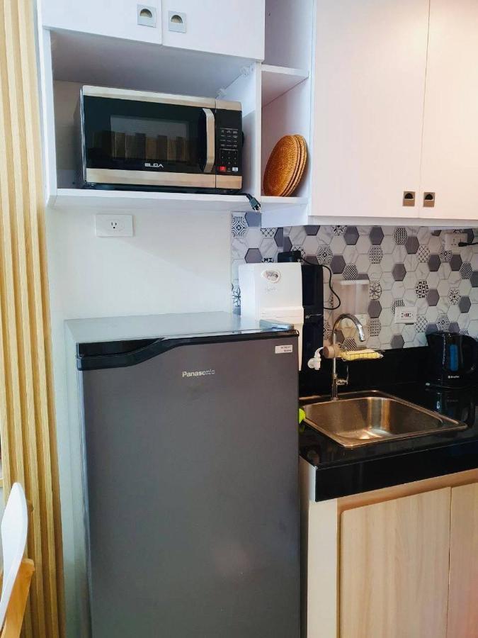 2 Bedroom Condo Vine Residences Quezon City With Pool Wifi Karaoke Board Games Netflix Eksteriør billede